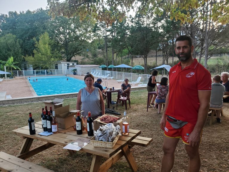 Dégustation produit locaux camping