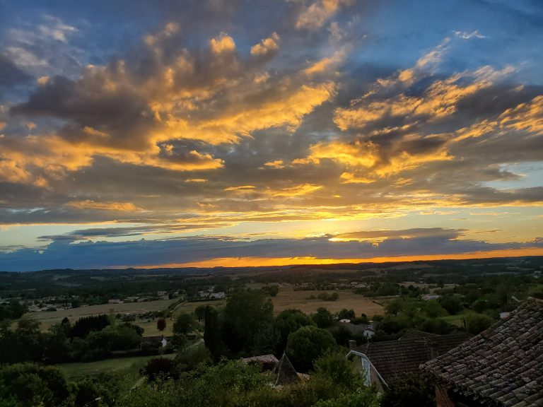 Couché de soleil Montflanquin dans leLot