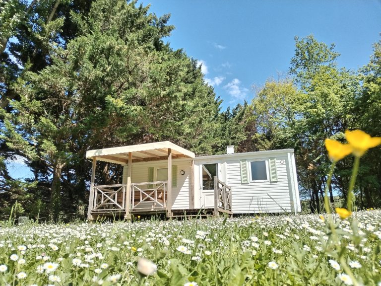 Family mobile home in the Lot