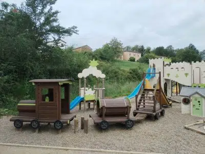 Petit train Air de jeu camping Lot