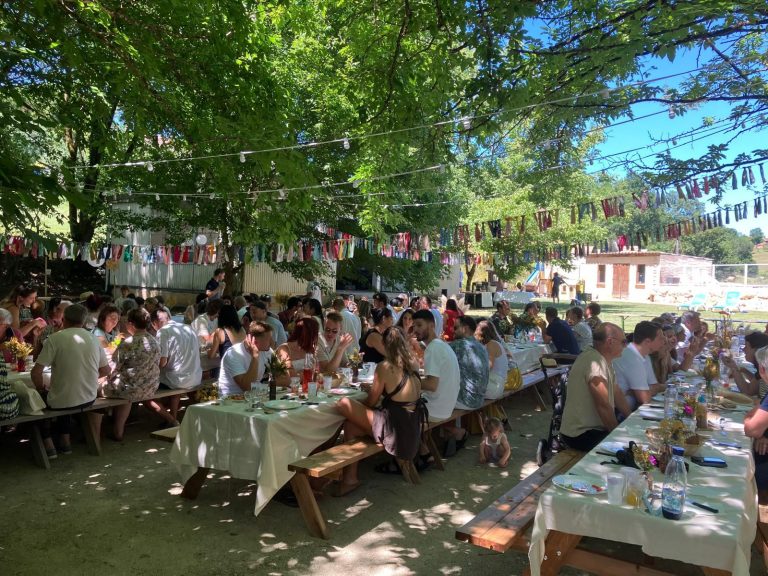 Group welcome and countryside dining at Le Valenty